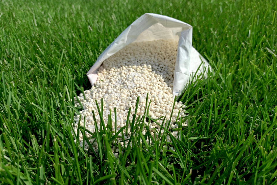 Fertilizer mixes